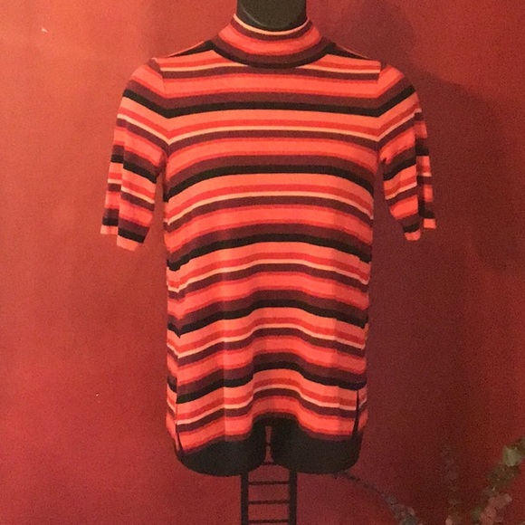NWT LOFT TURTLENECK TOP SIZE S - Picture 1 of 4